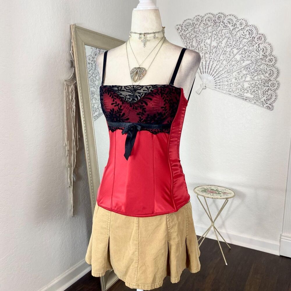 Ambrielle Early 2000's Romantic Goth Red Satin Black Velvet Lace Corset Top S - Picture 4 of 6